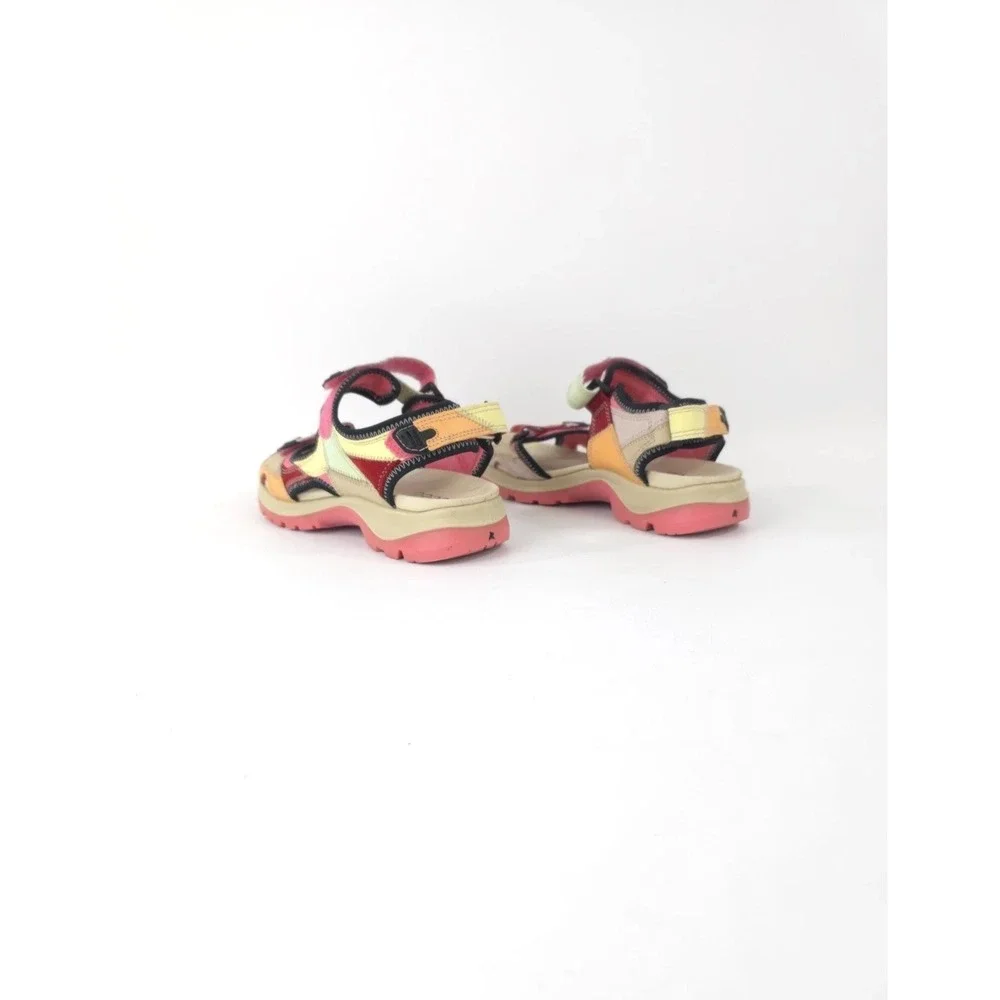 Ecco good please